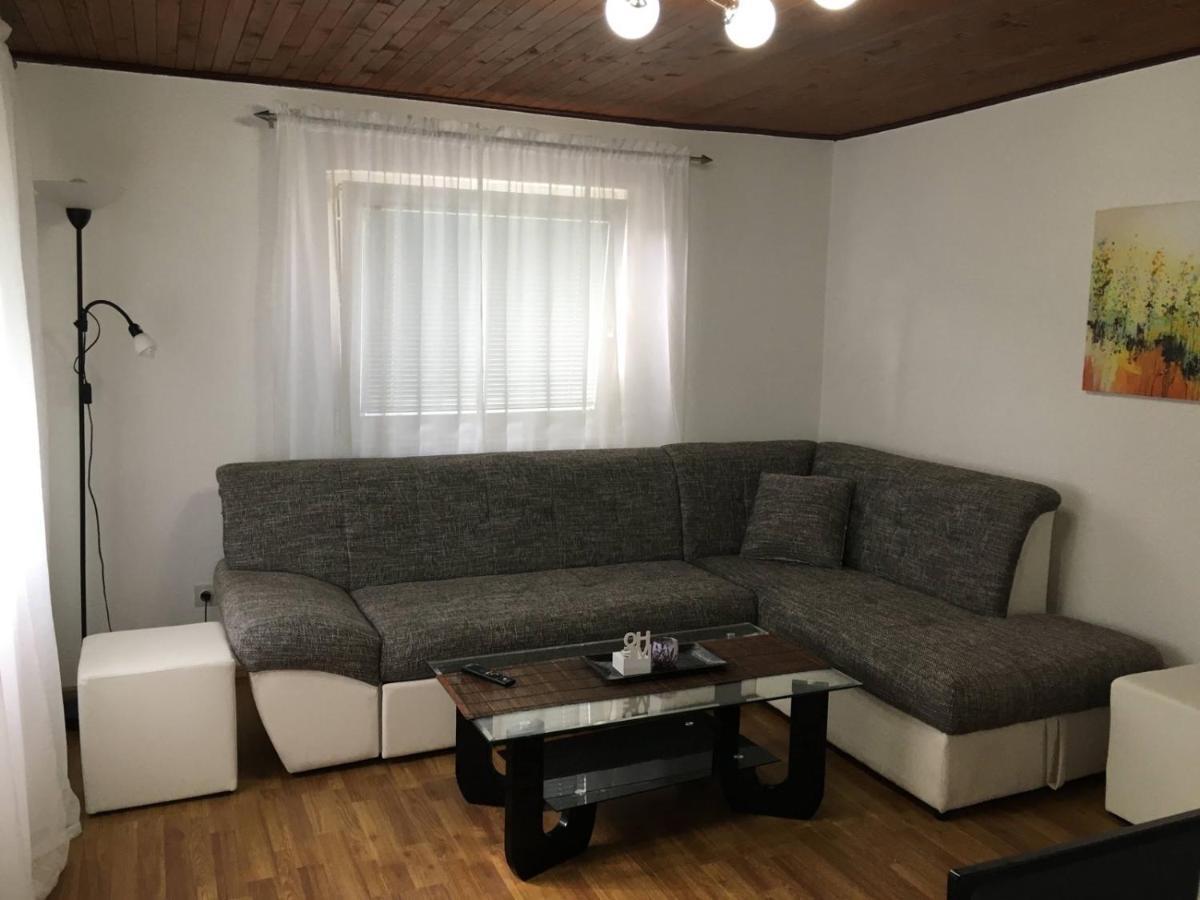 Luxury Apartment In The Heart Of Яйце Екстер'єр фото